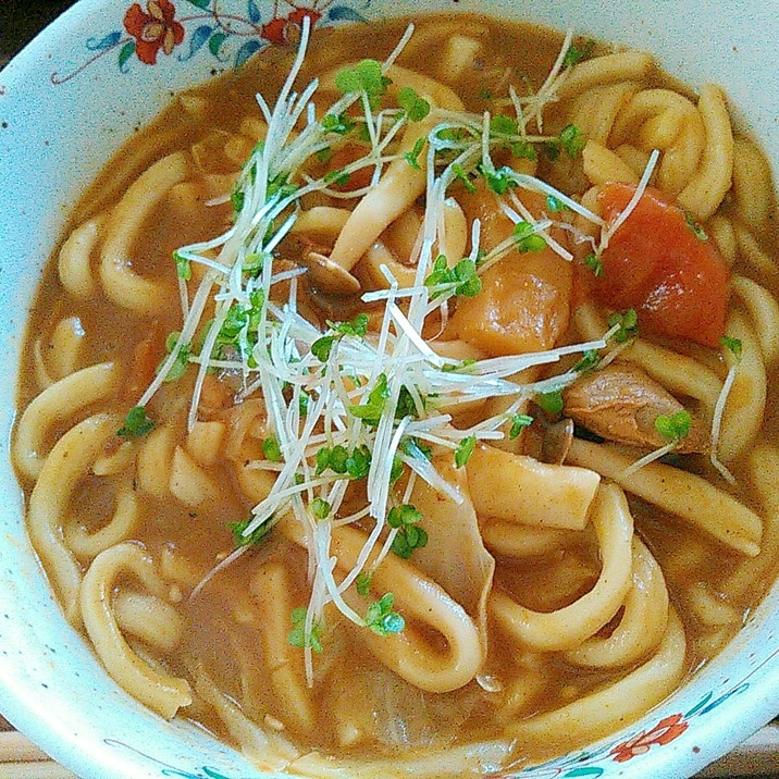 レトルトカレーdeキャベツしめじ入りカレーうどん